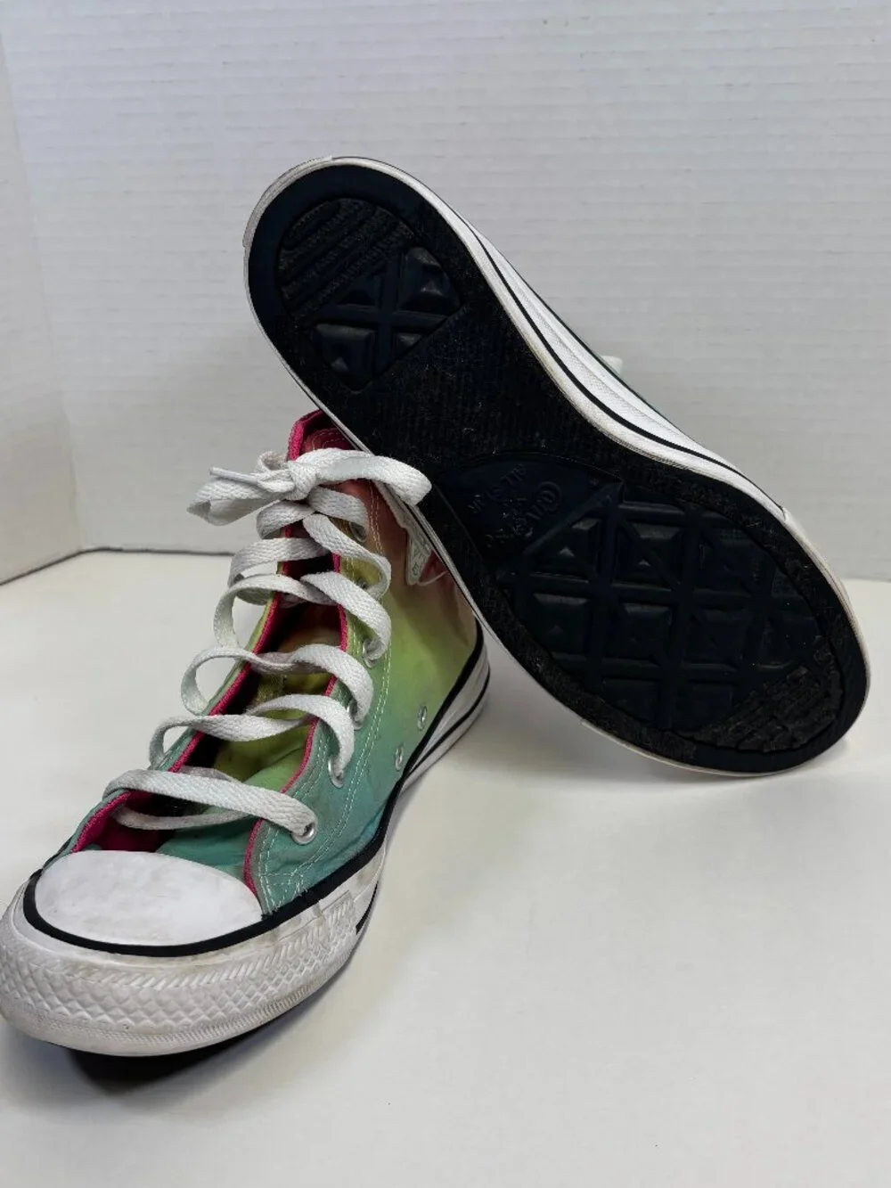 CONVERSE TAYLOR Kids All Star Rainbow Pride High Tops Kids